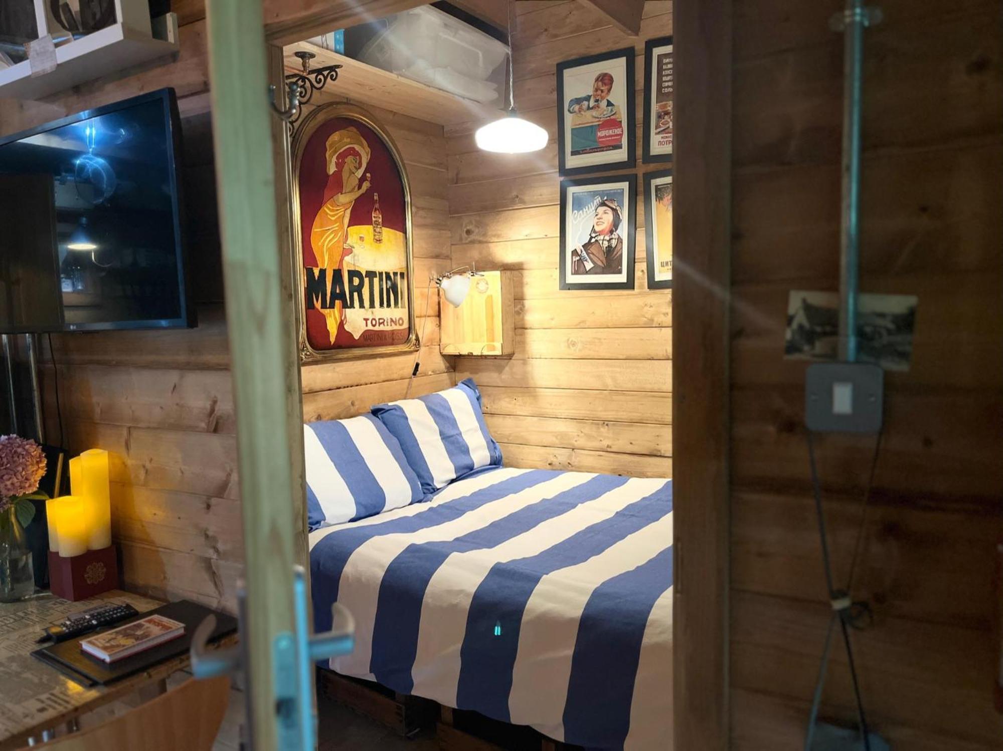 Retro Private Lodge With Hot Tub Nr Dartmoor Ньютон Эбэт Экстерьер фото