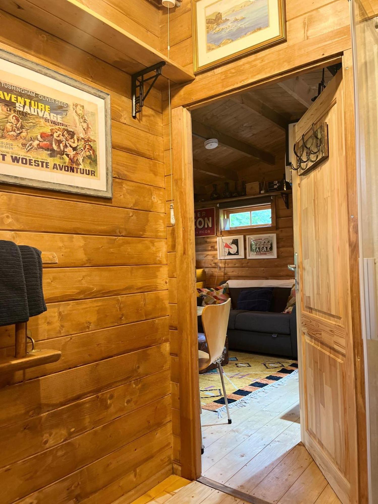 Retro Private Lodge With Hot Tub Nr Dartmoor Ньютон Эбэт Экстерьер фото