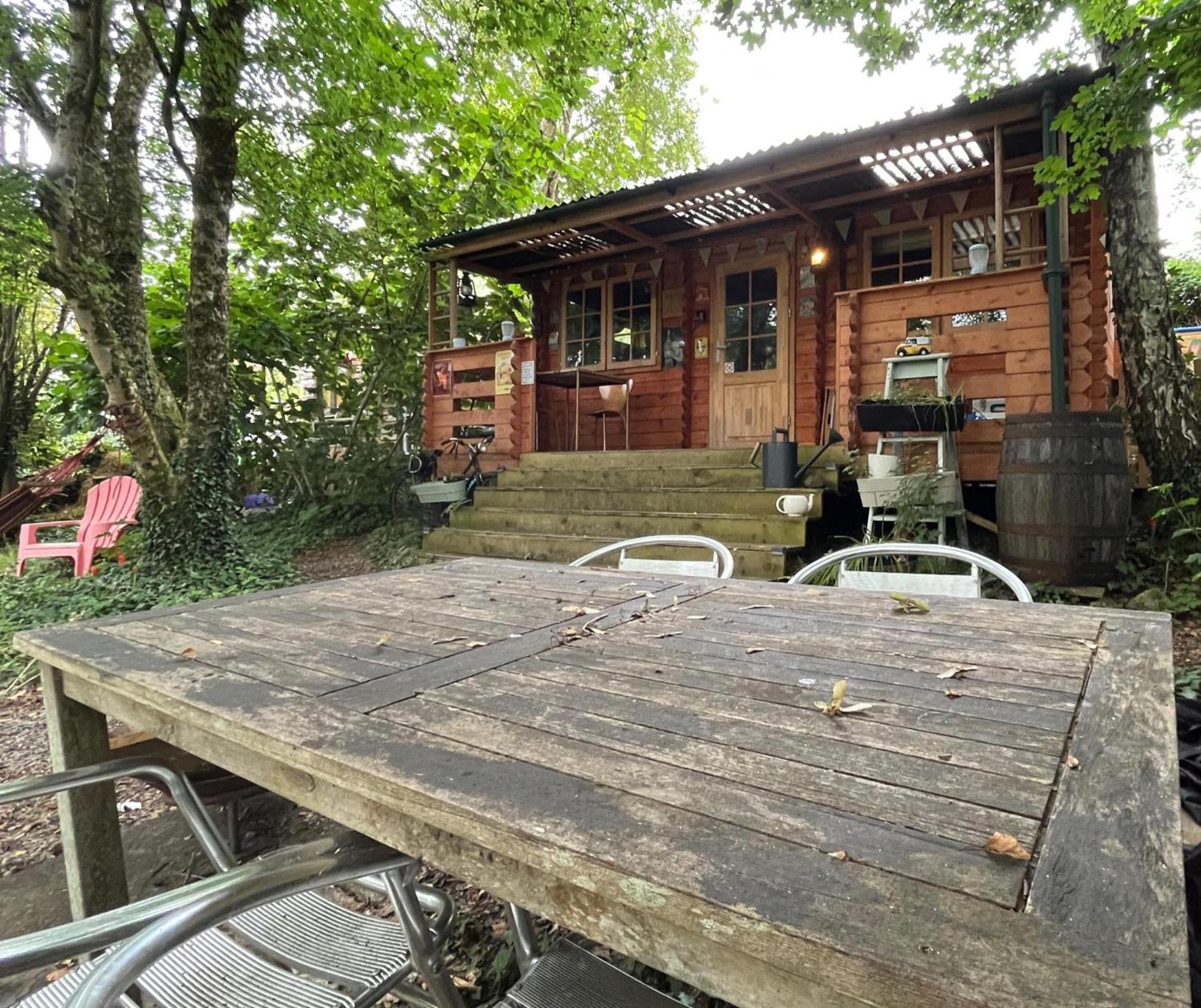 Retro Private Lodge With Hot Tub Nr Dartmoor Ньютон Эбэт Экстерьер фото